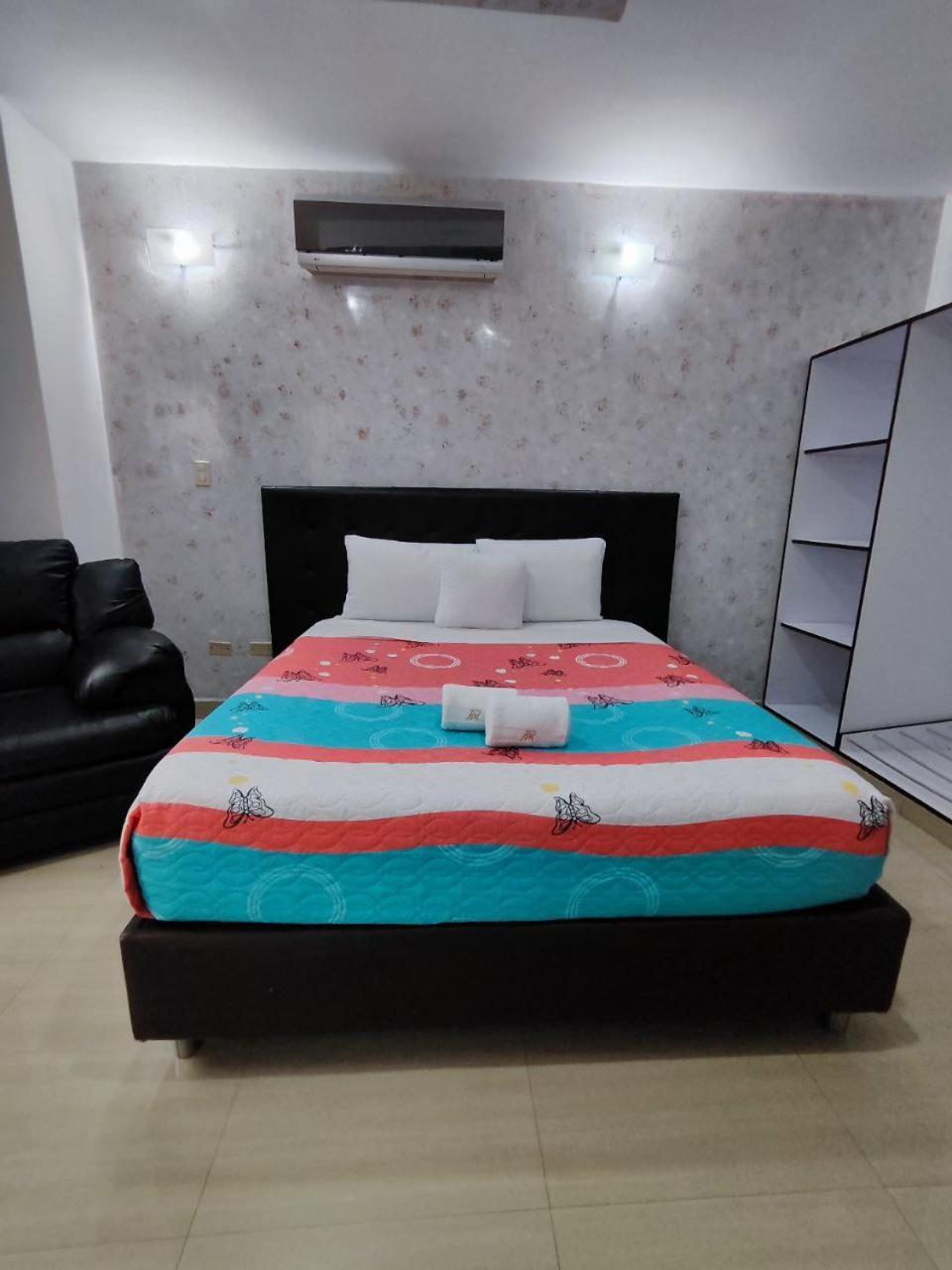 Hotel Milla Suites Mérida Esterno foto