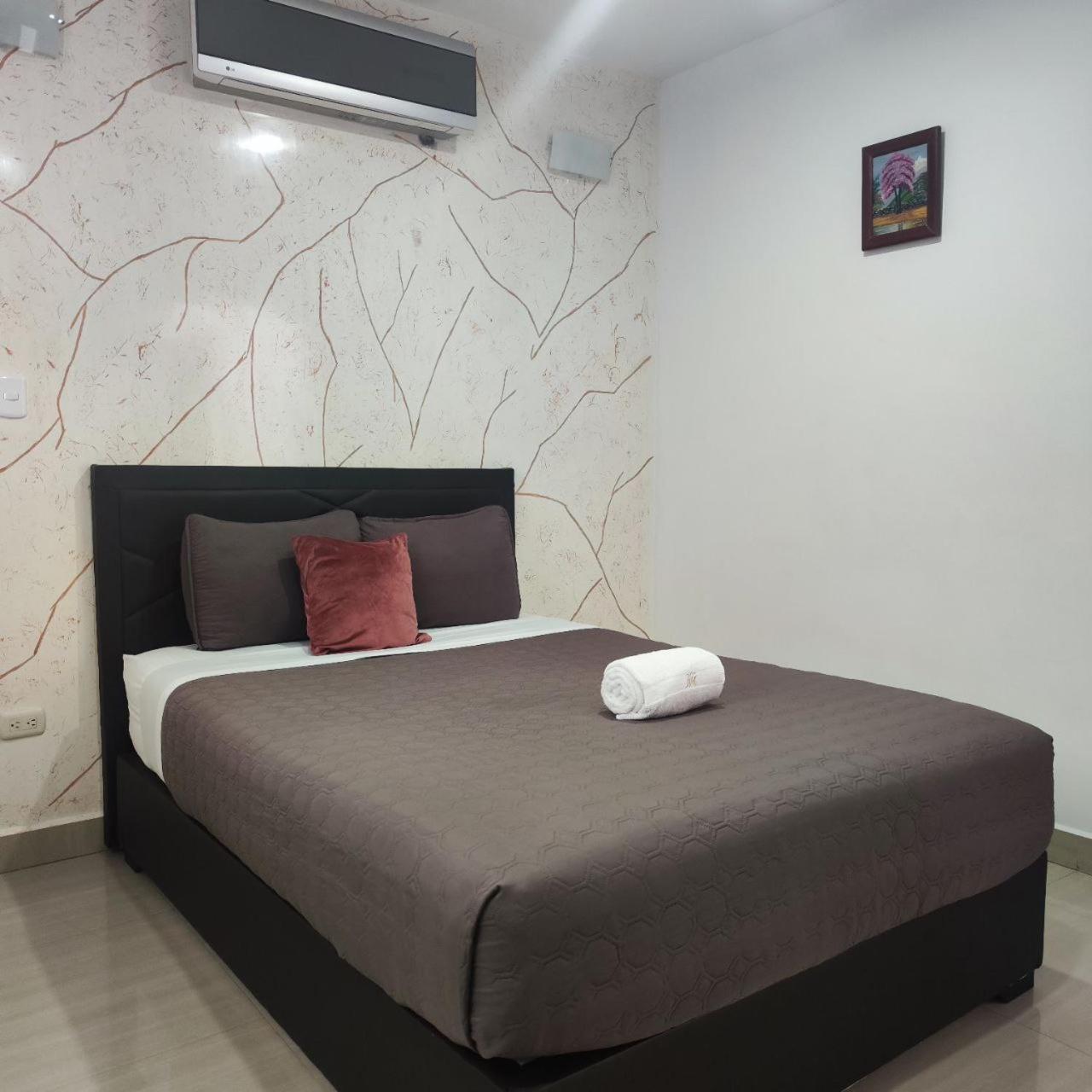 Hotel Milla Suites Mérida Esterno foto